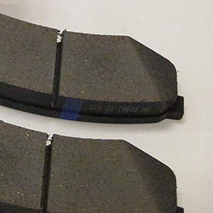 04466-60140 04466YZZC8 0449260010 a337K plaquettes de frein à disque avant en <span class=keywords><strong>céramique</strong></span> - Product Image 5