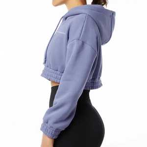 เสื้อฮู้ดผู้หญิงไซส์ใหญ่พิเศษชุดออกกำลังกาย2ชิ้นเสื้อครอปไซส์พิเศษโลโก้ตามสั่ง2024 - Product Image 5