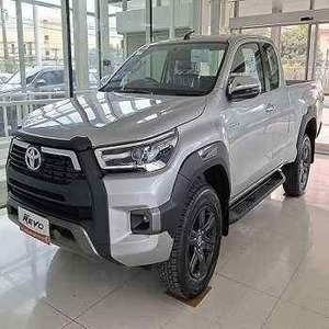 Toyota Hilux Pickup 4x4 Usada, NUEVA de 2017, Modelo 2025, en VENTA - Product Image 1