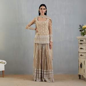 Exquisito Foux Gorgette Set Premium Top con Micro Inner & Precision Thread Sequnce Work Disponible en M XL XXL con margen 3XL - Product Image 1