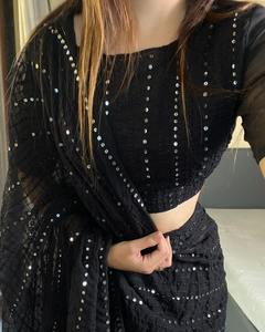 Sari Georgette tradicional de diseñador para mujer bordado con lentejuelas para fiesta de boda en estilo pakistaní hecho de seda - Product Image 3