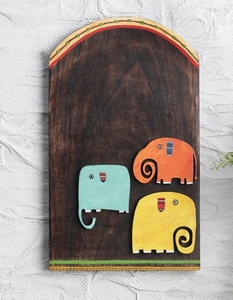 Éléphants multicolores peints à la main Tenture murale en bois de manguier Décoration murale en bois artisanal Design artistique pour la maison Ferme moderne - Product Image 6