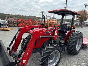 รถแทรกเตอร์ฟาร์ม Massey Ferguson 2607H 65 แรงม้า ขับเคลื่อน 4 ล้อ เกียร์อัตโนมัติ ระบบไฮดรอลิกขั้นสูง เบาะนั่งสบาย เครื่องยนต์แบบปั๊ม - Product Image 2