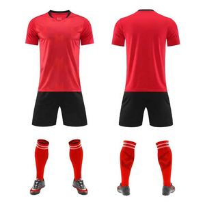 Vente en gros de maillots de football personnalisés pour hommes 100% coton Style décontracté Design de club original brodé T-shirts personnalisés solides - Product Image 4