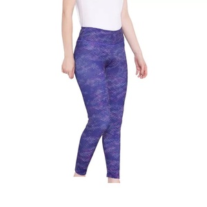 Leggings personnalisés avec logo, tendance TikTok, pour le cyclisme, vêtements de sport, taille haute, effet push-up, sans couture, yoga, 100% polyester - Product Image 3
