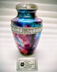 Urne funéraire en métal gravée en émail galaxie magnifique, en laiton/aluminium, pour adultes, cendres funéraires humaines - Product Image 1