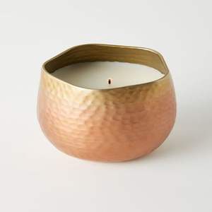 Élégants pots à bougies en métal brossé forgé pour les bougies parfumées, offrant une lumière subtile et radieuse et une ambiance paisible et relaxante. - Product Image 2