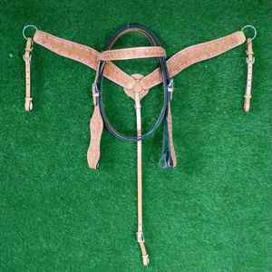 Ensemble de serre-tête et de collier de poitrine en cuir de haute qualité avec outillage floral pour l'équitation - Product Image 1