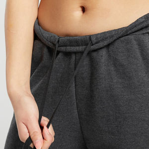 Short de survêtement personnalisé pour femmes avec poches Short de survêtement en coton éponge français avec cordon de serrage pour entraînement d'été logo personnalisé pour femmes - Product Image 5