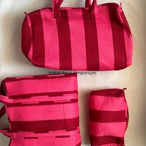 Meilleure qualité indien Floral fait à la main bloc imprimé coton réutilisable matelassé cosmétique voyage Voile pochette en gros trousse de toilette - Product Image 6