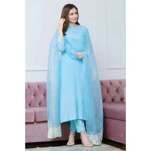 Ensemble chemise en mousseline de soie, dupatta et pantalon Bliss Desire pour le printemps/été - Product Image 3