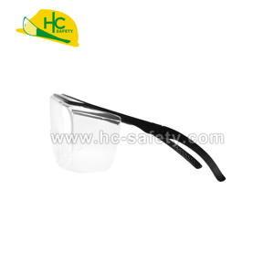 Gafas de Seguridad Antiarañazos P663R para Operadores de Máquinas en Entornos de Fabricación - Product Image 4