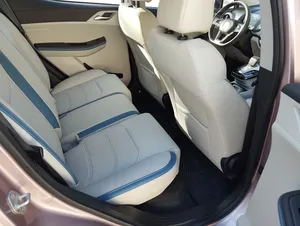 2023 B l D Yvan SUV AWD R18 Lithium Leather Seats 6-Seater <b>Panoramic</b> Sunroof <b>Camera</b> - Product Image 3