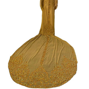 ชุดเดรสเจ้าสาวคลาสสิกทรงเมอร์เมด/ทรัมเป็ต ยาวแบบมาตรฐาน ประดับด้วยลูกปัด - Product Image 1