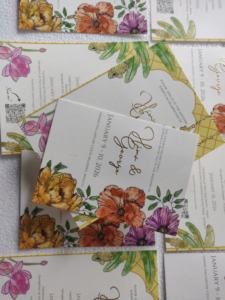 Diario de cuero en relieve Majestic Dragon de ágata hecho a medida con elegantes detalles en piedra. Ideal para regalar y uso personal - Product Image 6