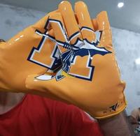 Fabricante de guantes de fútbol americano