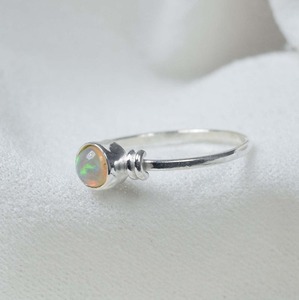 Bleu Opale Gemstone Bijoux Naturels Gemme 925 Sterling Silver Stone Bijoux Faits À La Main Élégant Octobre Birthstone Ring - Product Image 3