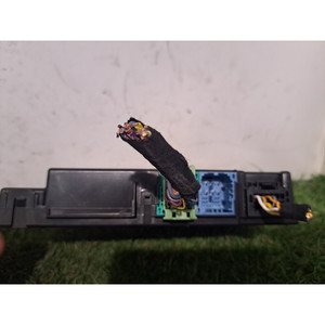 SERVICES CENTRAUX DE CONFORT SANS SUIVI DE LA PARTI DE HAUT EN BAS DE LA VÉHICULE - Land Rover Range Rover Evoque Série M8E214D600AC PT153 (18>) - Product Image 2