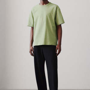 Camiseta de Alta Calidad 100% Algodón 250 GSM con Impresión Personalizada con el Logotipo de tu Marca, Camiseta Gráfica para Hombre, Camiseta Oversize para Mujer - Product Image 1