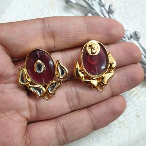Pendientes de tuerca Kundan Rosa chapados en oro de 22 quilates, diseño Floral, joyería tradicional india hecha a mano para mujeres y niñas - Product Image 1
