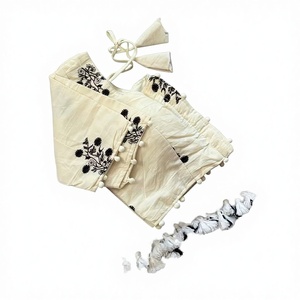 Salwar Tassel Pallu brodé en Khadi Georgette tissé à la main pour femme, style international, idéal pour les fêtes décontractées, artisanat indien rapide - Product Image 1