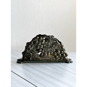 Porte-serviettes en métal argenté avec grappe de raisin Pateern Latang Remy Style Décoration de table élégante et classique - Product Image 1