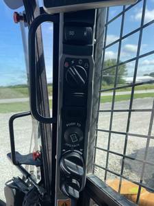 รถตักล้อยางรุ่น TV370B ปี 2021: ประสิทธิภาพการยกแนวตั้งที่มีความจุสูงสำหรับงานที่ต้องการความทนทาน - Product Image 6