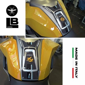 Adesivo Personalizzato in Gel per Serbatoio Moto BMW F900XR, Design Decorativo con Logo 3D - Product Image 2