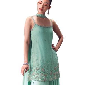Mare verde Kurta Sharara Set con girocollo Dupatta vivace festa di nozze indossa abiti da donna di design etnico per le occasioni Festive - Product Image 6