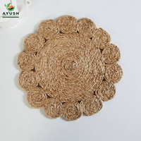 Chemin de table en jute tissé à la main avec design et taille personnalisables, qualité alimentaire et lavable pour la décoration de table à manger