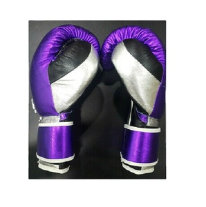 Gants de boxe MMA de haute qualité en cuir véritable, moulés sur la main, imperméables, protection UV, logo personnalisé, impression élégante, design jumeaux - Product Image 1