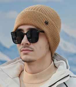 Gorro de lana a rayas de colores a la moda para hombre, gorro de punto cálido para exteriores de otoño e invierno - Product Image 3