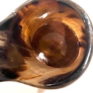 Auténtica Taza Vikinga Ecológica de Cuerno de Búfalo Hecha a Mano, Grado Alimenticio, Estilo Medieval, Religiosa, Feng Shui, Taza de Cerveza con Diseño Animal - Product Image 1