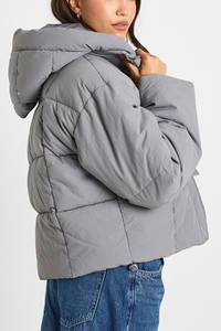 Haute demande Logo personnalisé gris à capuche texturé femmes doudoune coupe-vent hiver chaud Streetwear doudoune pour les femmes - Product Image 2