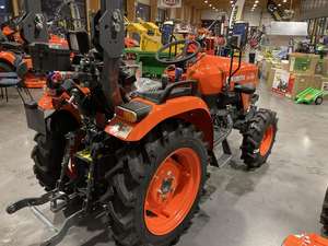 Tracteur Kubota légèrement neuf EK1-261 Tracteurs 24Hp 25Hp 30Hp Prix bon marché | Tracteurs Kubota quatre roues motrices prêts pour l'exportation - Product Image 6