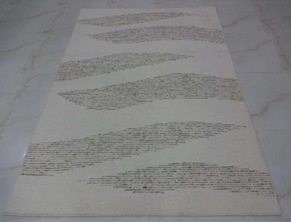 สีงาช้าง-เทา