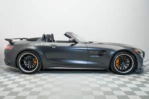 Mercedes-Benz AMG GT R Roadster 2020, Bajo Kilometraje, Caja de Cambios Automática, Volante a la Izquierda, Neumáticos R20, Estado Oscuro - Product Image 5