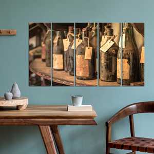 Impresión en lienzo de botellas de vino vintage: arte elegante y moderno para decoración de bares, juego de 5 lienzos - Product Image 1