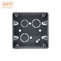 Boîte de sortie électrique carrée en PVC non métallique de 4 pouces avec indice de protection IP55, durable pour l'installation de prises et de commutateurs