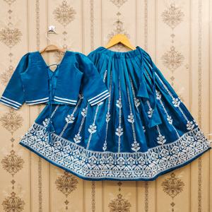 ชุดเลเฮนกาโชลีเด็ก ชอริยัม แฟชั่น รามา ปักลาย ยาวคลุมเท้า สำหรับเด็กอายุ 2-8 ปี ทรงปกติ |   ชุดงานเลี้ยงสไตล์ชาติพันธุ์สำหรับเด็กผู้หญิงขายส่ง - Product Image 2