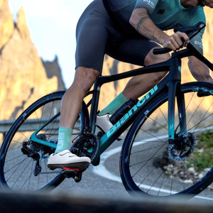 Chaussures de vélo compatibles avec les crampons <span class=keywords><strong>Peloton</strong></span> Delta, légères, respirantes, durables, confortables, chaussures de vélo de spinning, sangles en velcro pour la route - Product Image 6