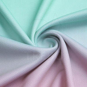 Uniformes de Fútbol para Hombre al por Mayor, Tallas Grandes, Sostenibles, 100% Poliéster, Ligeros, de Secado Rápido, Personalizables y Transpirables - Product Image 6