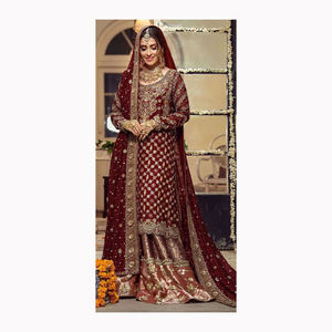 Trajes de diseñador paquistaní Sharara, seda de Georgette dibujada con bordado a mano para bodas y fiestas en India Pakistán - Product Image 5