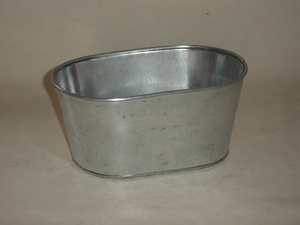 hot sell galvanized <b>planter</b> plant galvanized plant metal indoor outdoor oval <b>planter</b> herb plant pots with tray used for garden - Product Image 3
