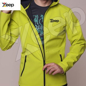 Customized Hooded Winter Front Logo <b>Light</b> Weight Breathable Men's Softshell Jacket - Product Image 3