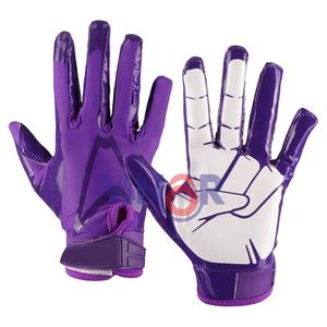 Gants de receveur de football américain en cuir personnalisés pour adultes et jeunes, imperméables, de haute qualité, fabriqués au Pakistan - Product Image 5