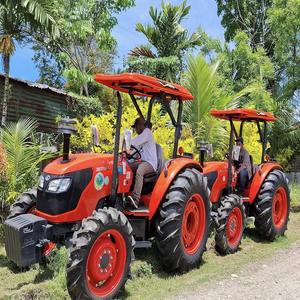 Tractor Kubota M7040 4WD con Cabina, 645 Horas, 70 HP, Doble Sistema Hidráulico, Controles Remotos Traseros, Bomba de Tractor de 40 HP, ¡Ya Disponible! - Product Image 1