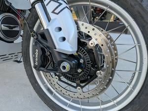 Motos Guzzi V85 <span class=keywords><strong>TT</strong></span> Touring 2026 : Prêtes à être expédiées dans le monde entier - Product Image 2