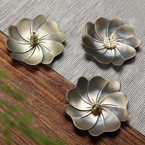 Calentadores de velas Quemador de incienso de metal Palo en forma de hoja Meditación Yoga Cenizas Catcher Quemador para decoración de hogar y oficina - Product Image 1