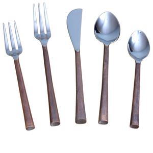 Juegos de cubiertos personalizados de alta calidad para utensilios de cocina, artículos de Catering, juego de cubiertos de Metal, juego de cubiertos duradero decorativo hecho a mano - Product Image 5